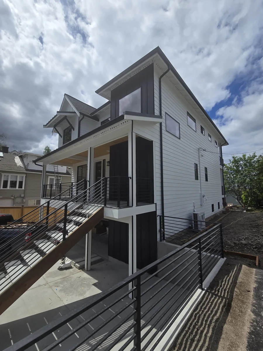 Modern exterior side elevation and entry detail